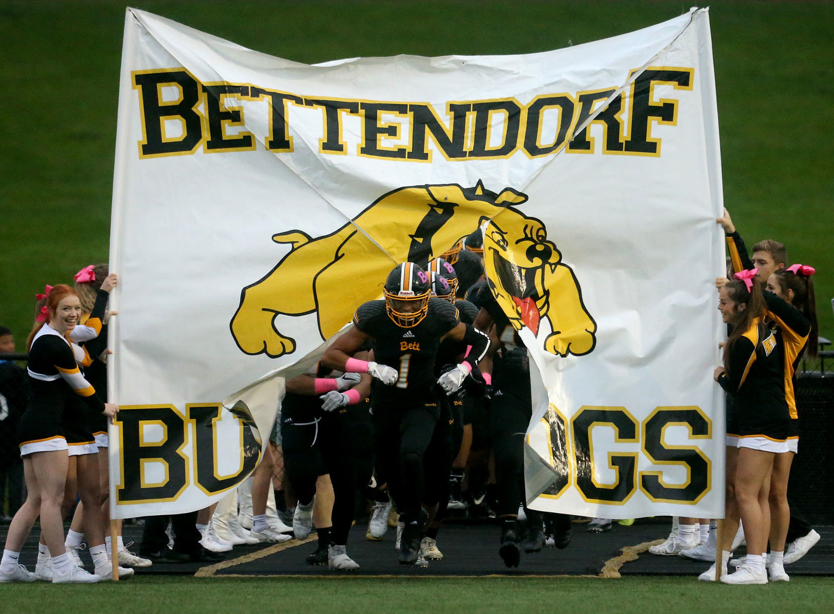 100518-Bettendorf-FB-010
